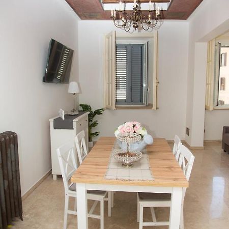 Casa Vacanza Colosseo 2 Rom Eksteriør billede
